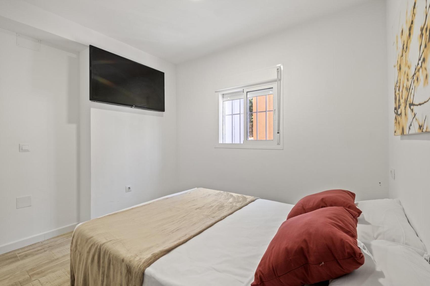 Apartamento En La Playa Con Terraza Malaga Exterior photo